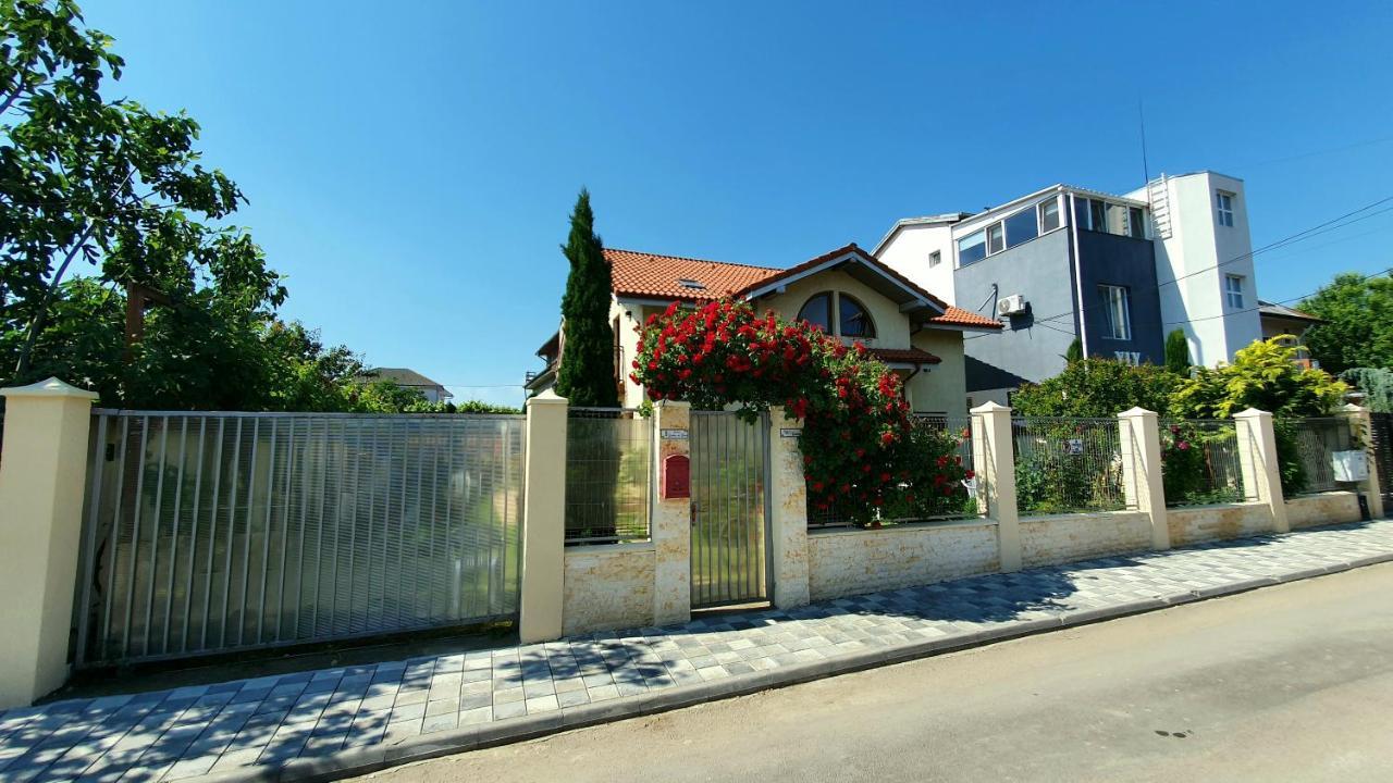Vila Granada เอโฟริเอนอร์ด ภายนอก รูปภาพ