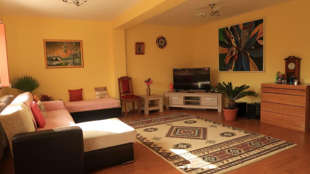 Vila Granada เอโฟริเอนอร์ด ภายนอก รูปภาพ